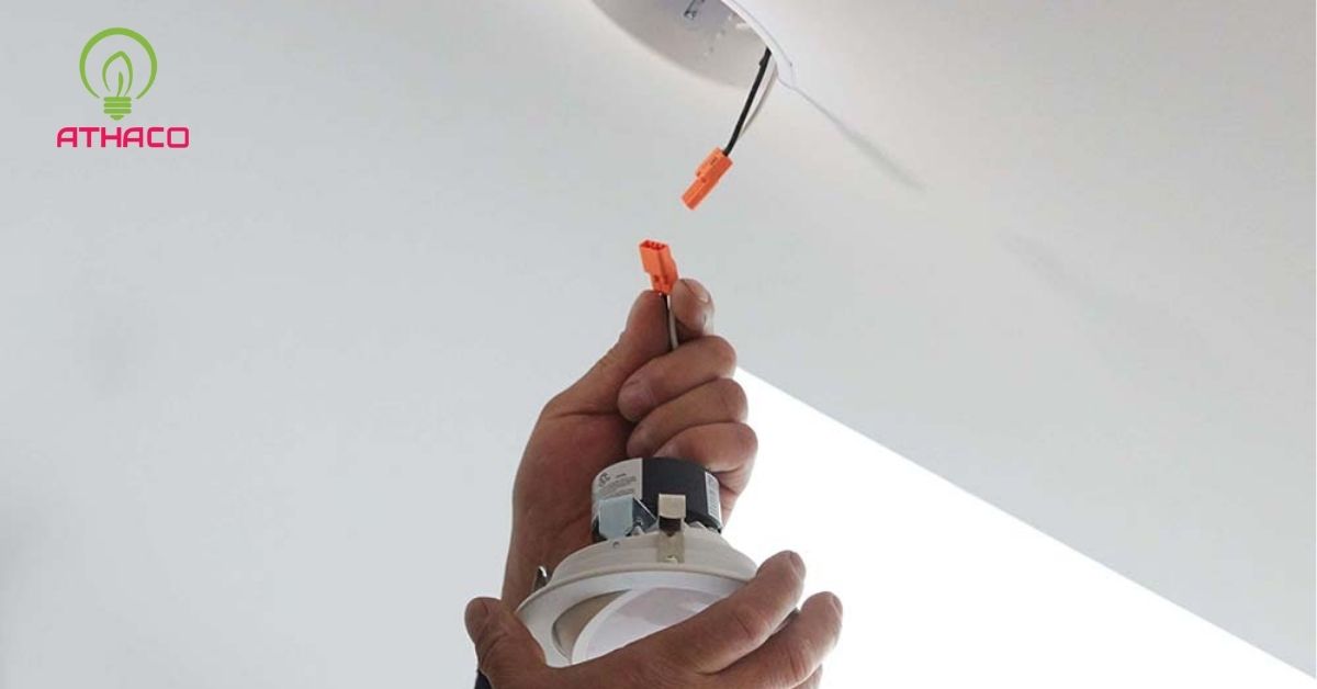 Hướng dẫn cách xử lý đèn LED âm trần bị nhấp nháy đơn giản tại nhà