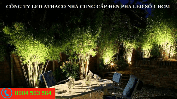 Mẫu đèn pha led trang trí quán cafe