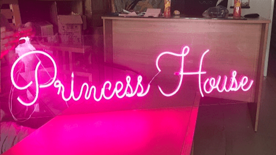 Địa chỉ uốn chữ bảng đèn Neon Sign ở Quảng Ngãi giá rẻ