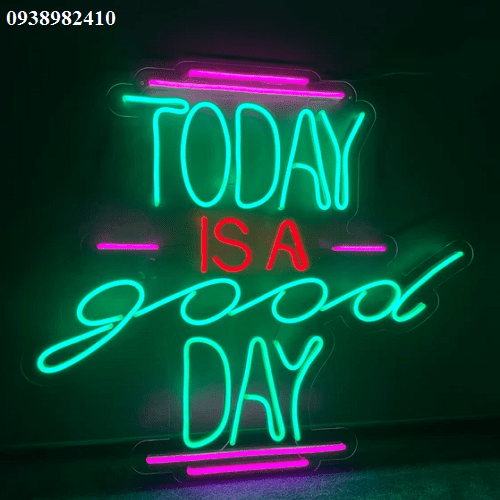 Uốn chữ Neon Sign trên tấm mica theo yêu cầu