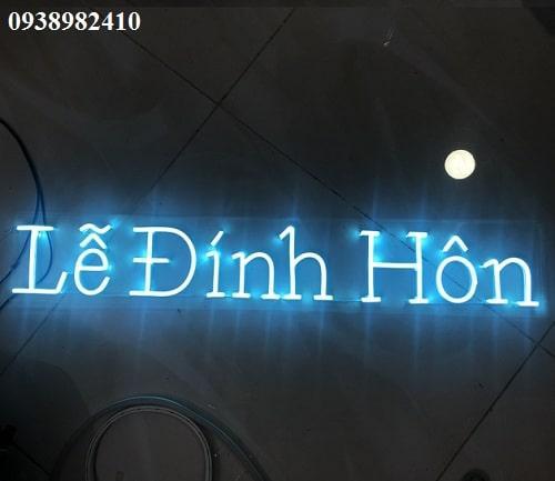 Đèn Neon Sign trang trí sự kiện theo giá rẻ HCM