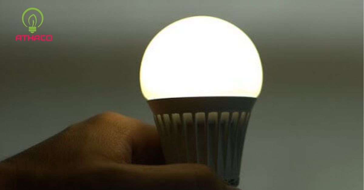 Các nguyên nhân bóng đèn LED sáng mờ phổ biến