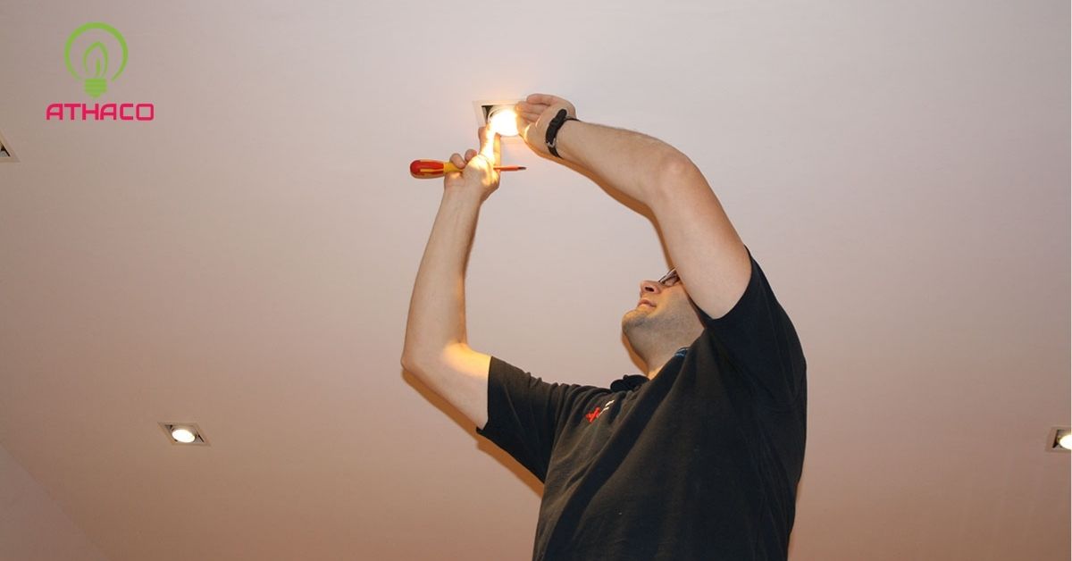 Cách kiểm tra đèn LED tại nhà hiệu quả và an toàn