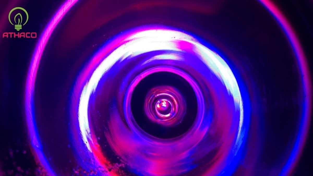 Đèn LED có tia UV không