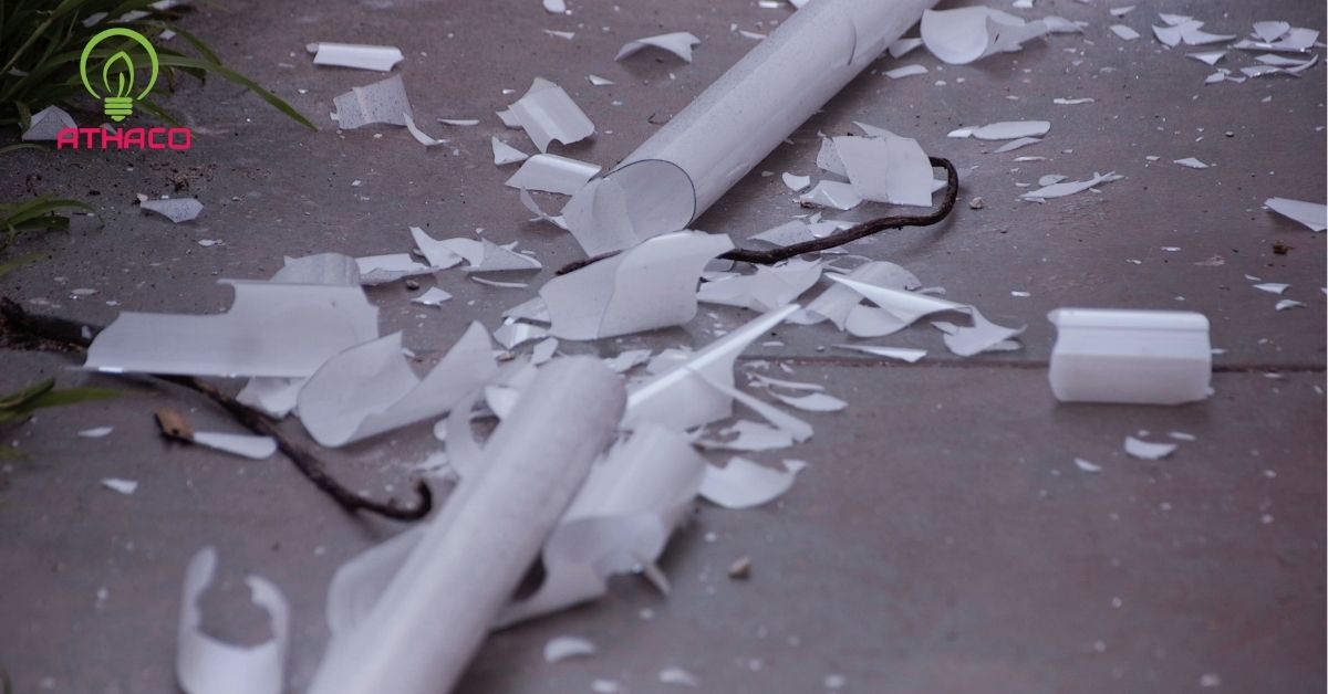 Nên làm gì nếu bóng đèn huỳnh quang bị vỡ?