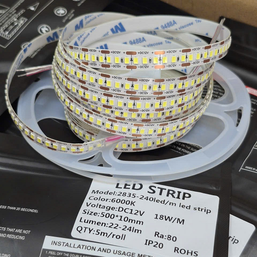 Ưu điểm nổi bật mẫu Đèn LED dây 2835 240LED/m